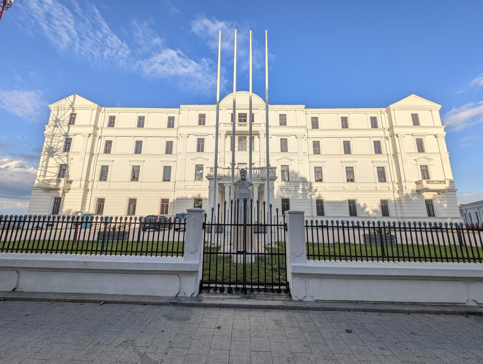 Sediul Comandamentului Marinei Militare, Fost Hotel