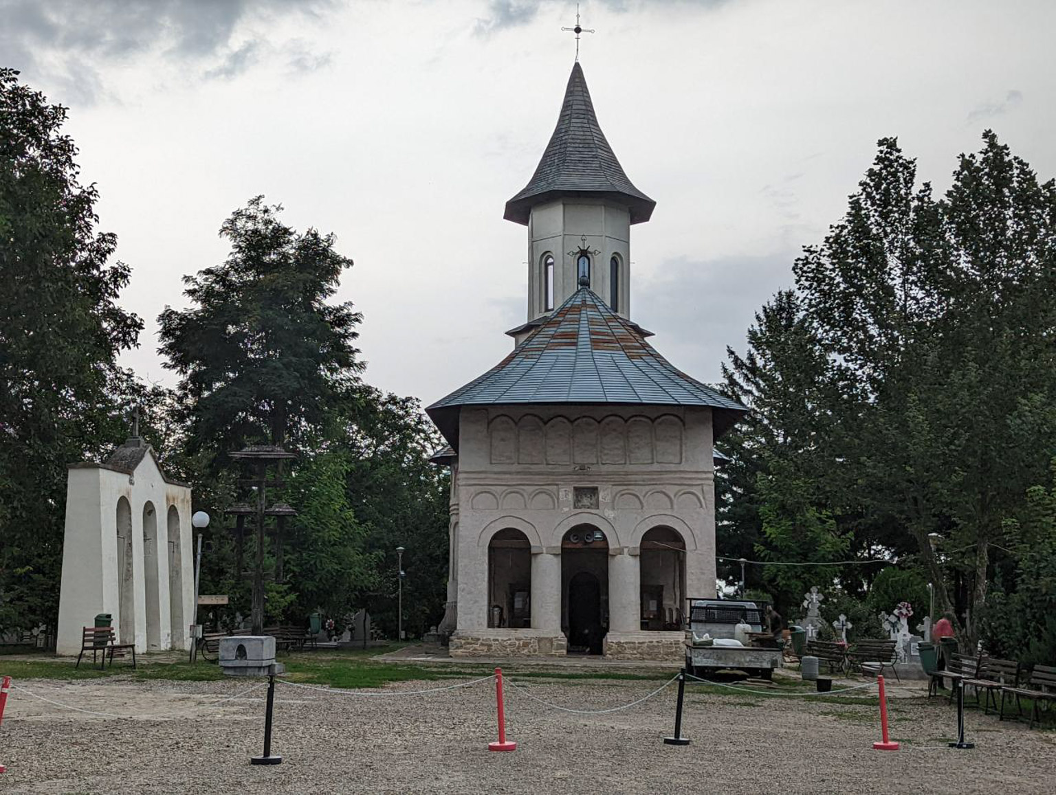 Biserica Adormirea Maicii Domnului - Iţcanii Vechi