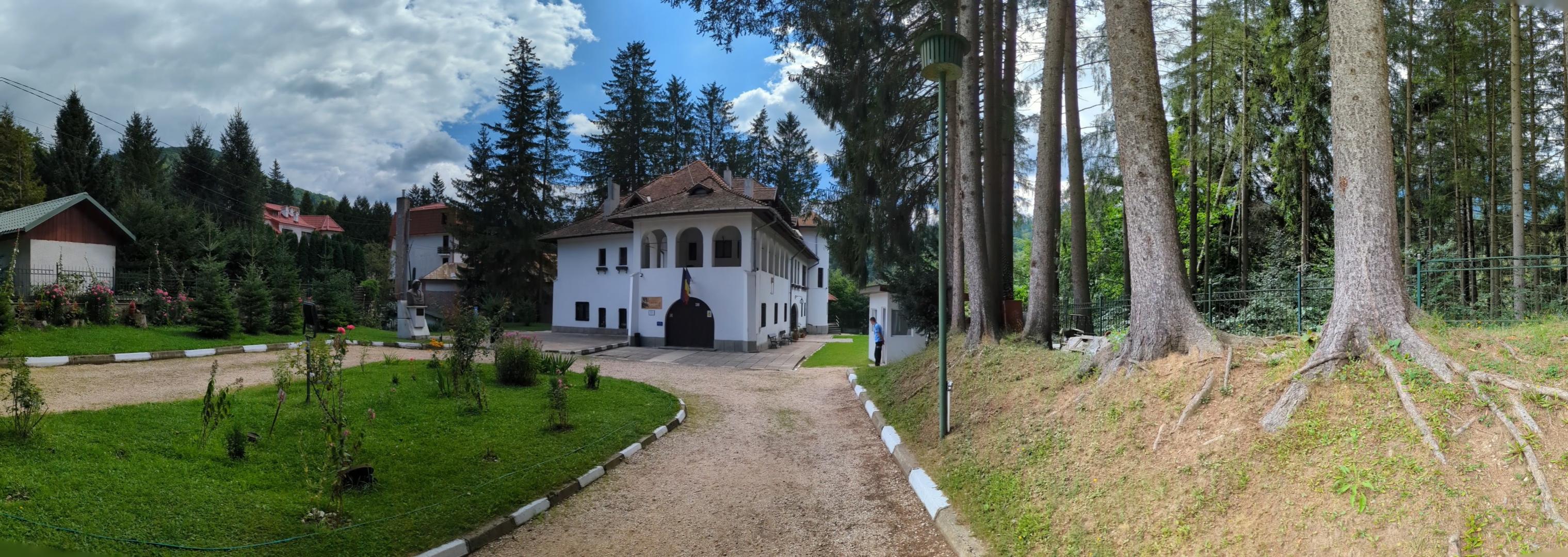 Casa Compozitorului George Enescu - Vila Luminiş