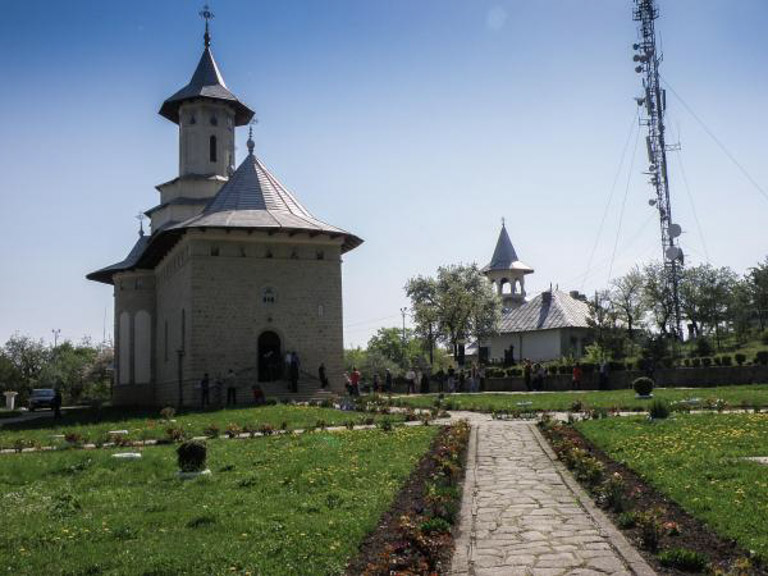 Schitul Măgura Ocnei